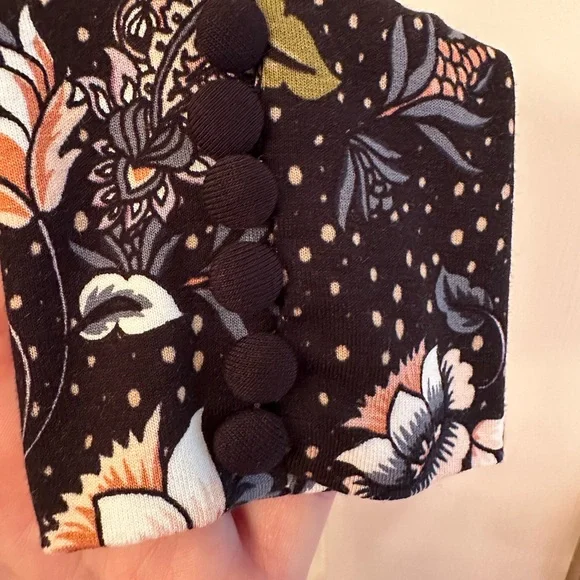 NWT Ann Taylor black floral dress, size small - Picture 7 of 11